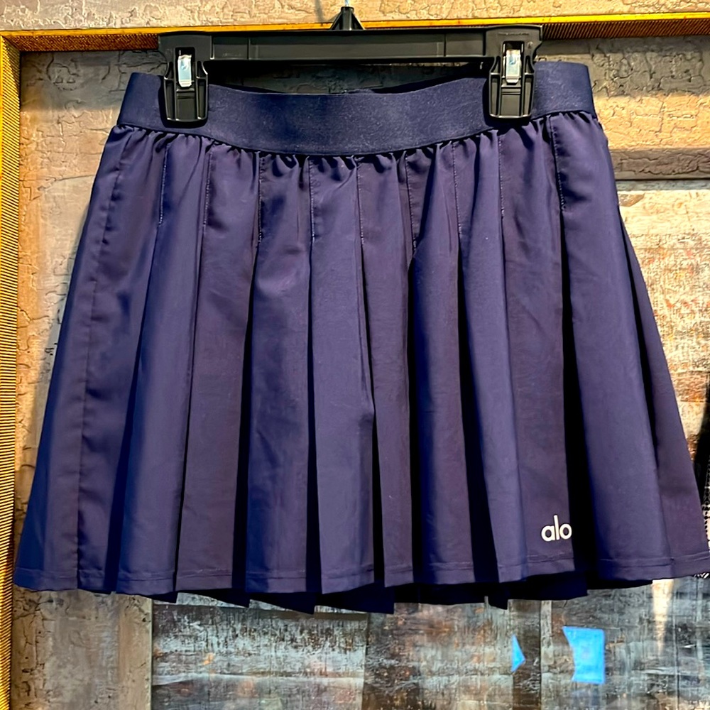 Alo Yoga Varsity Tennis Skirt, true navy, size S